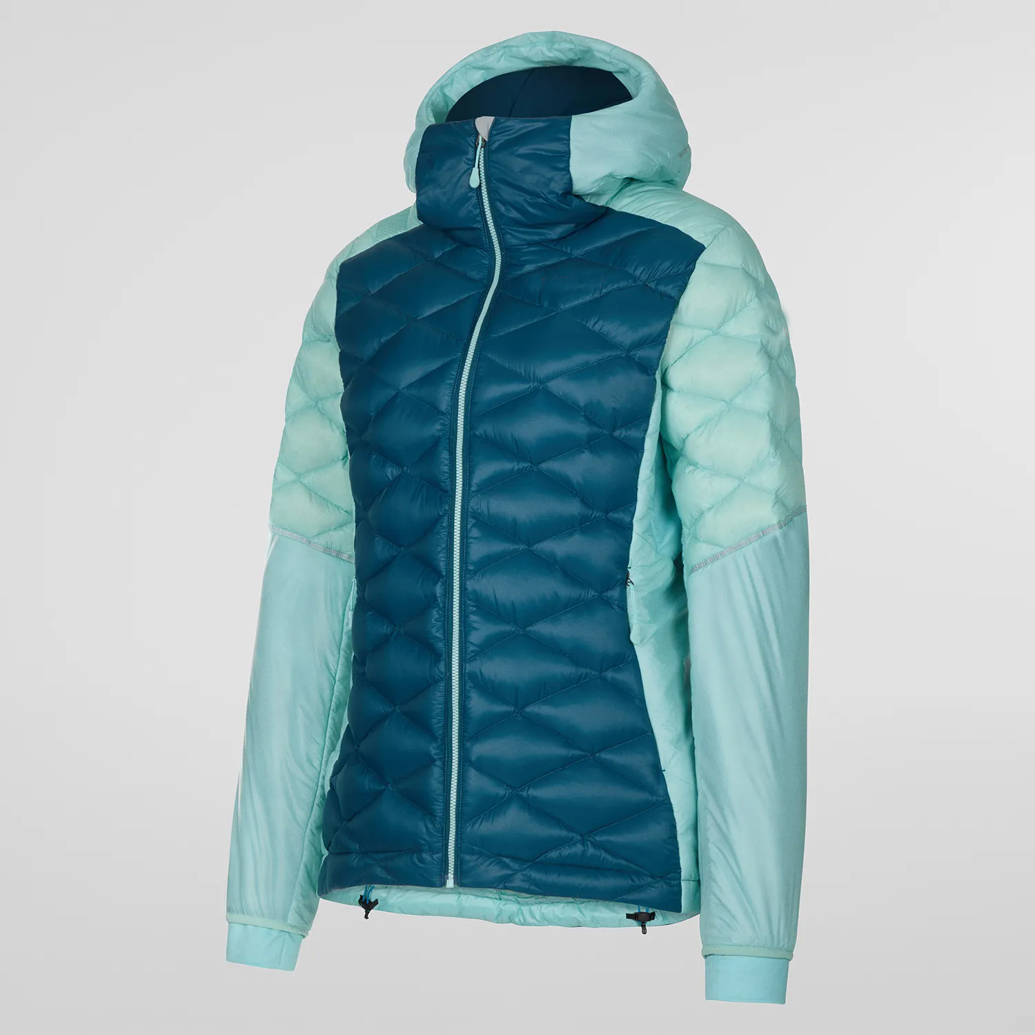 https://www.passionouterwear.com/ladies-mountaineeering-jackets-shells-2-product/